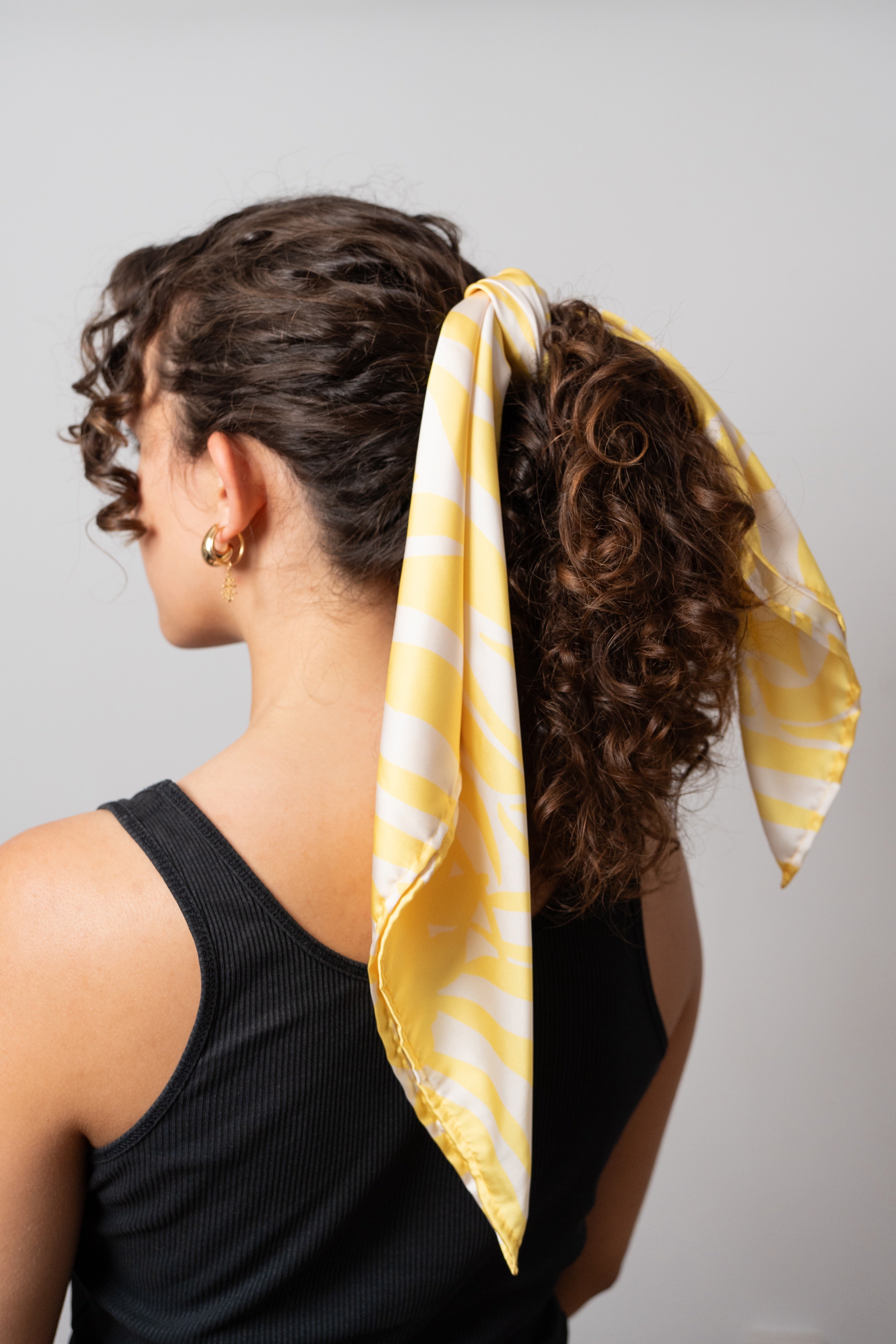 Lenço quadrado estampado padrão Zebra