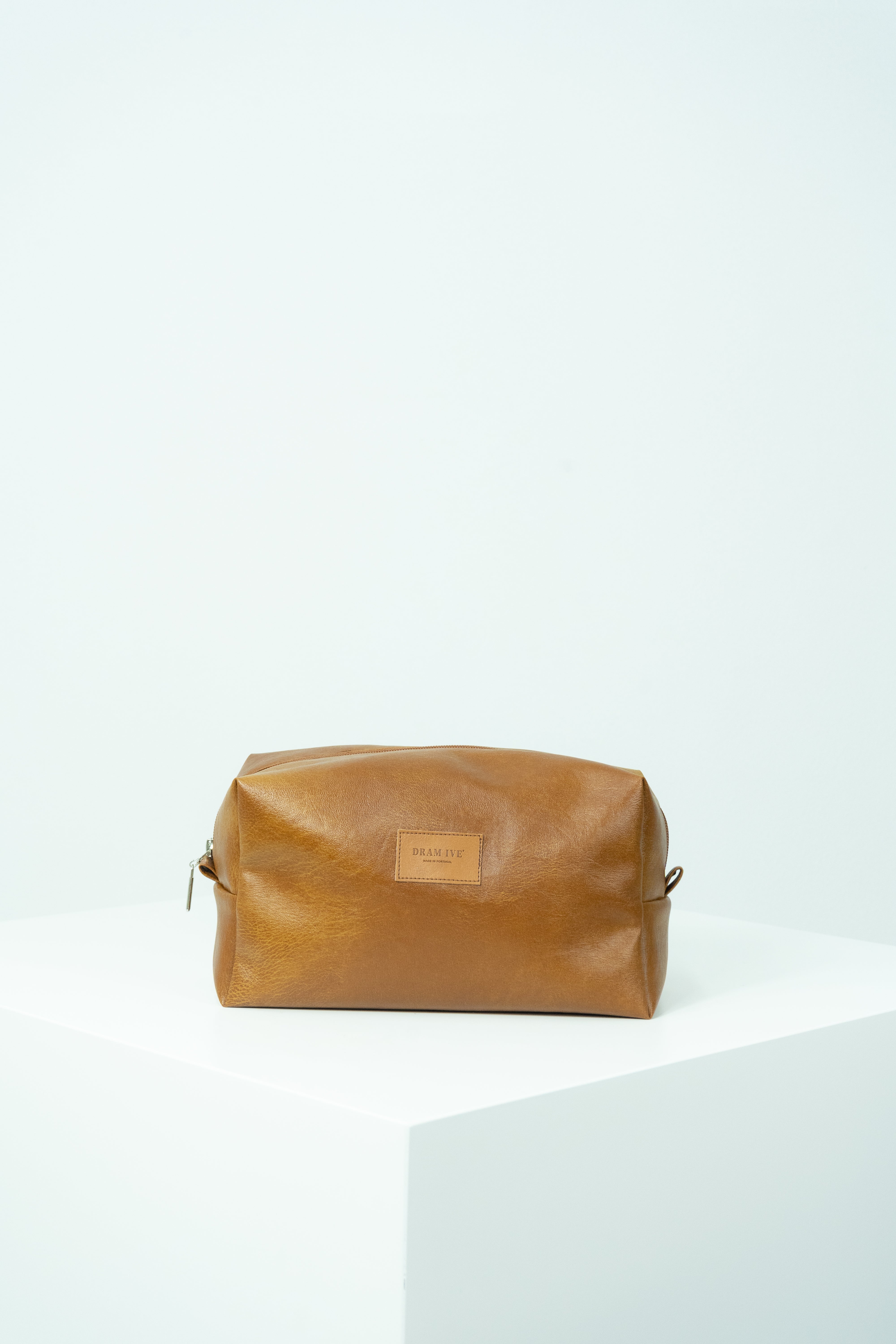 Large 4.8 l toiletry bag