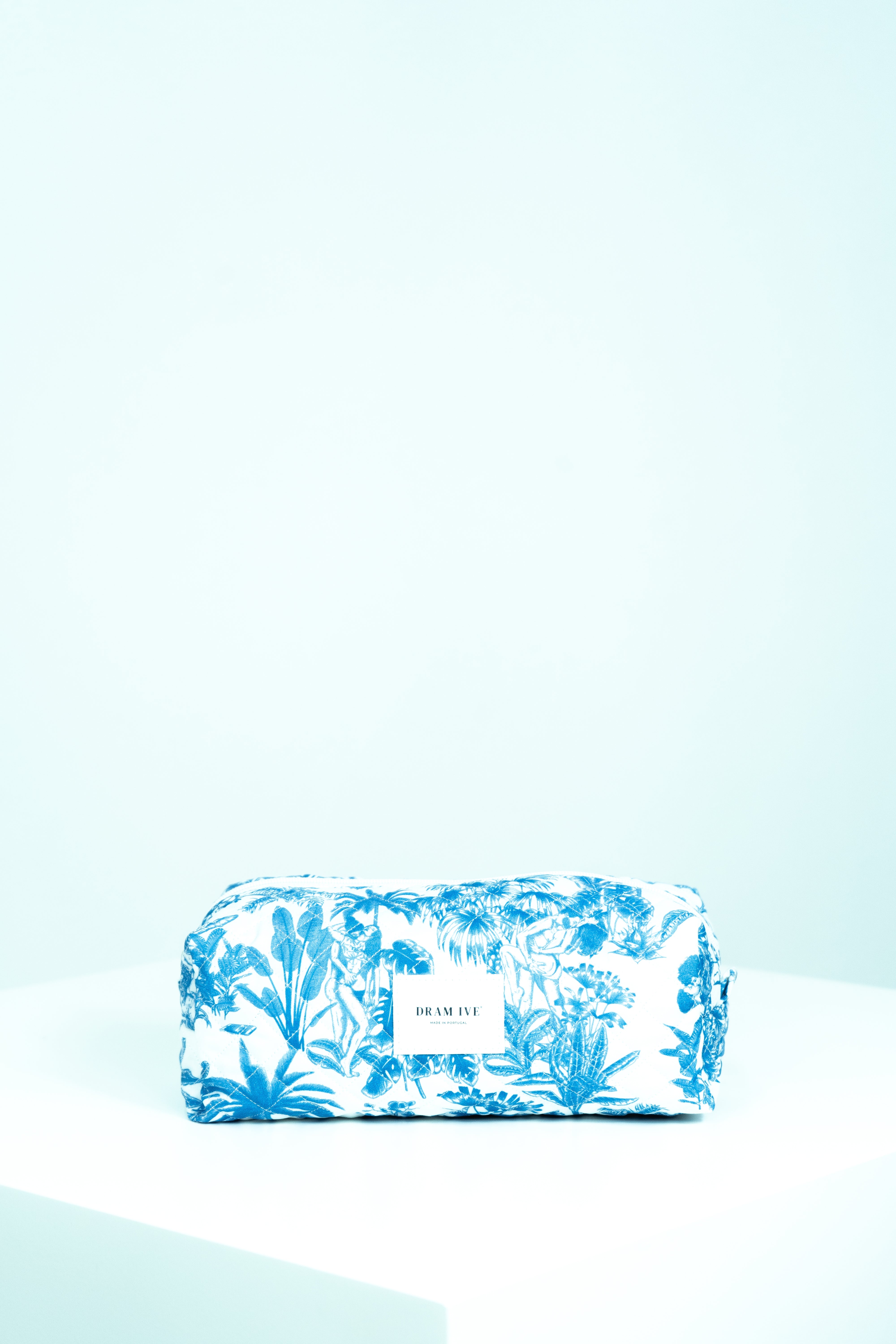 Medium toiletry bag 2.5 l