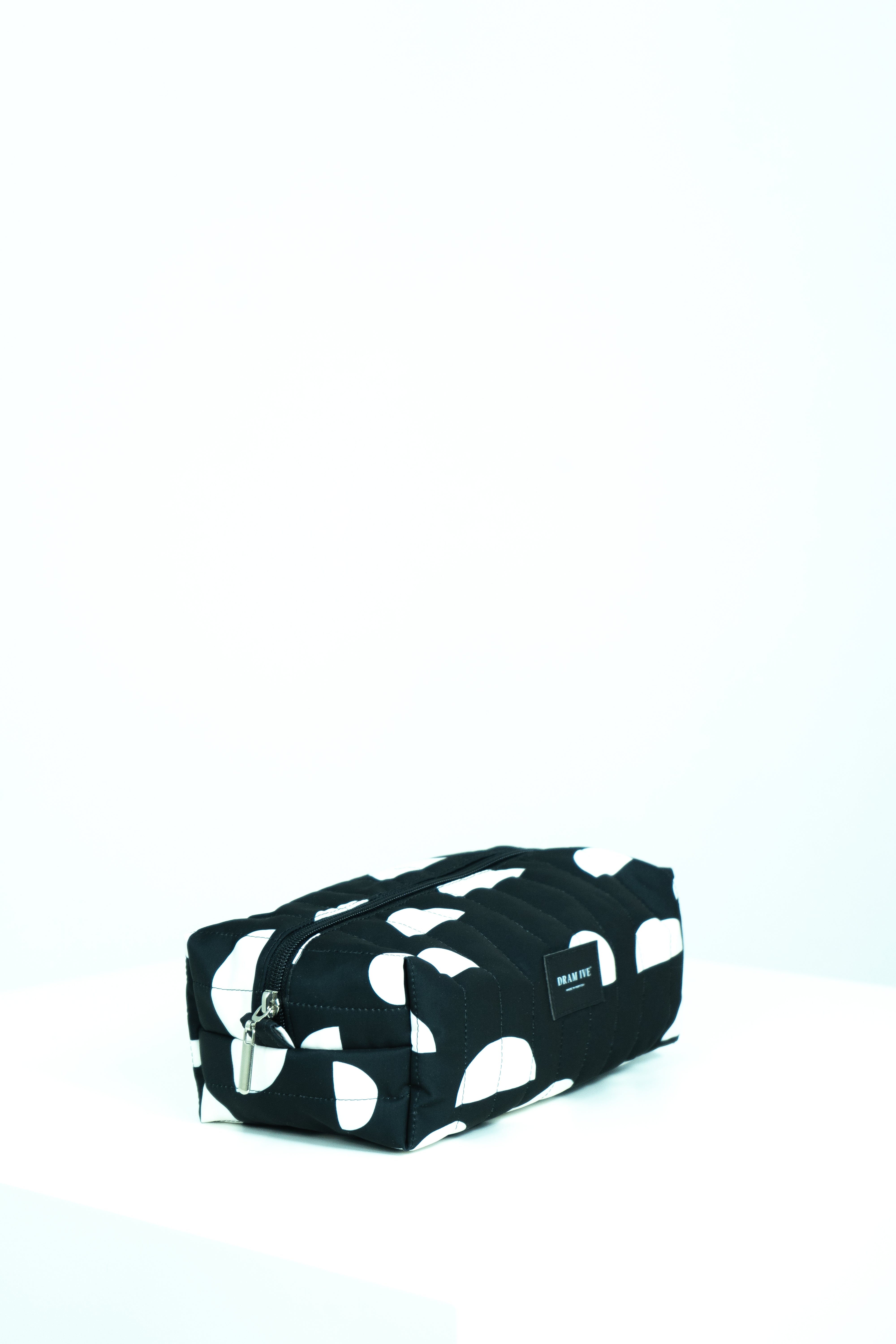 Medium toiletry bag 2.5 l