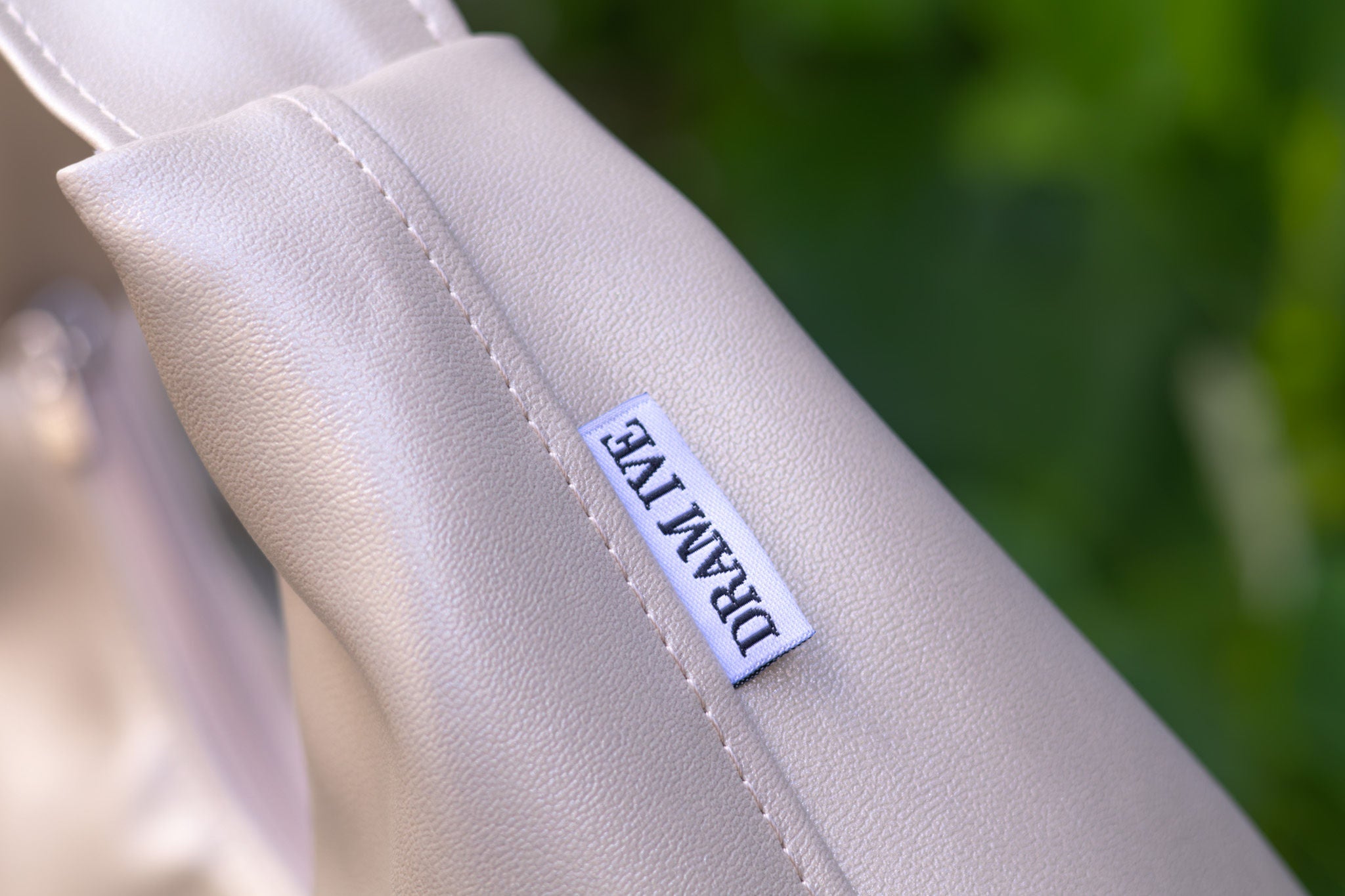 Sage Shoulder Bag Gold
