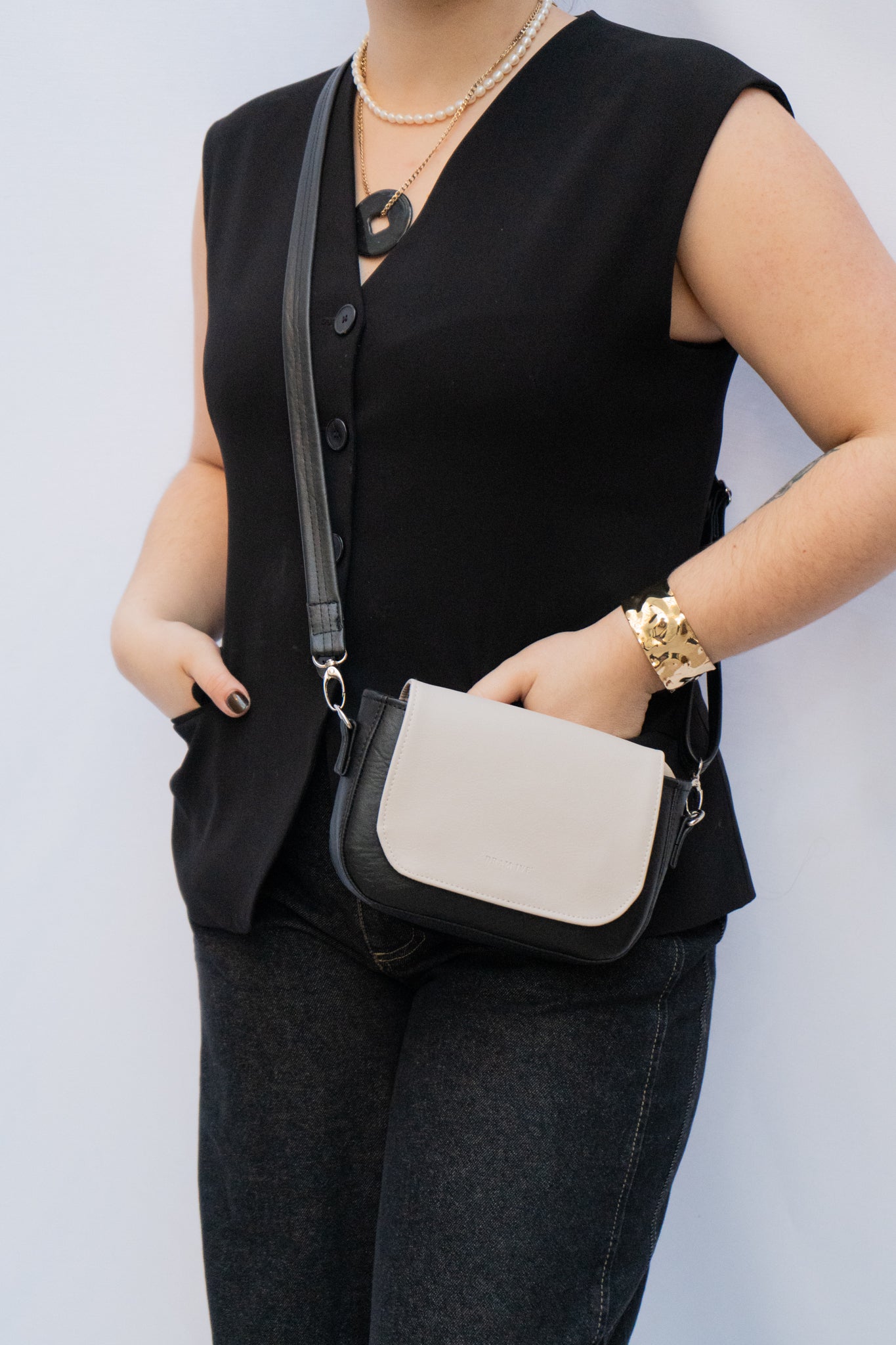 Serenna Mini Bag Preta e Bege