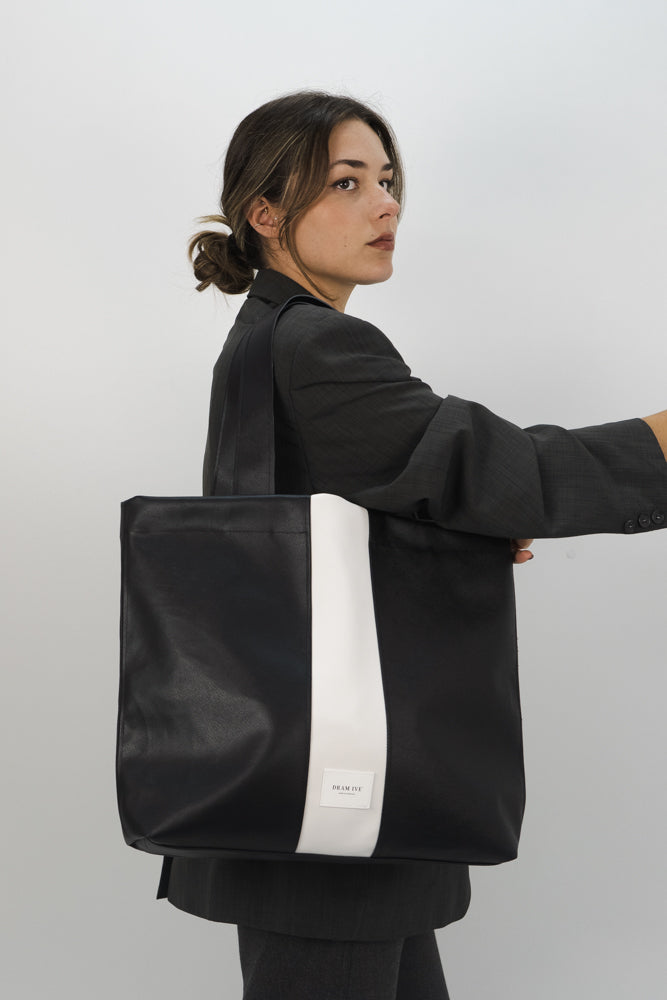 Black and white bicolor shopper