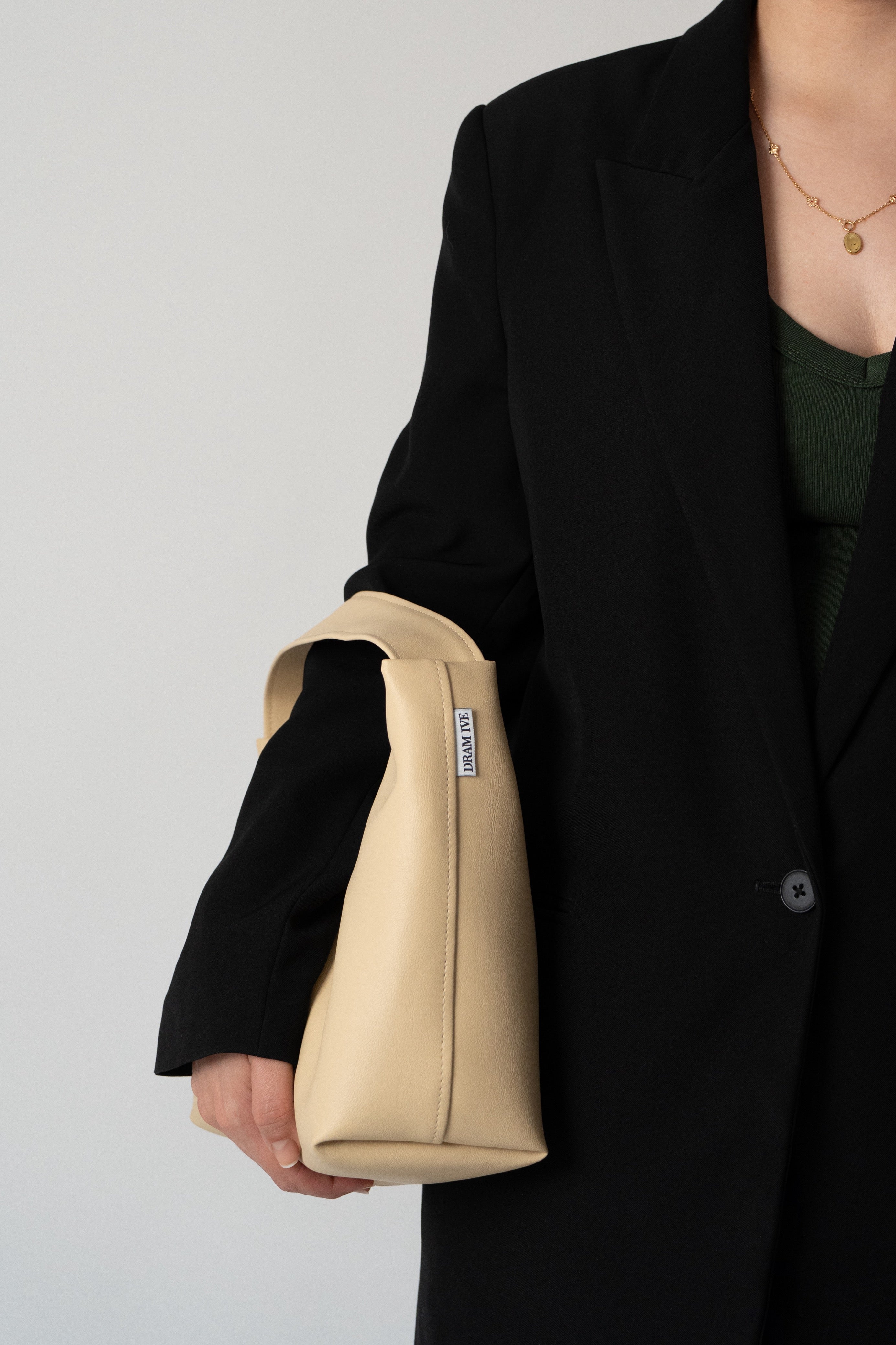 Sage Shoulder Bag Butter Yellow